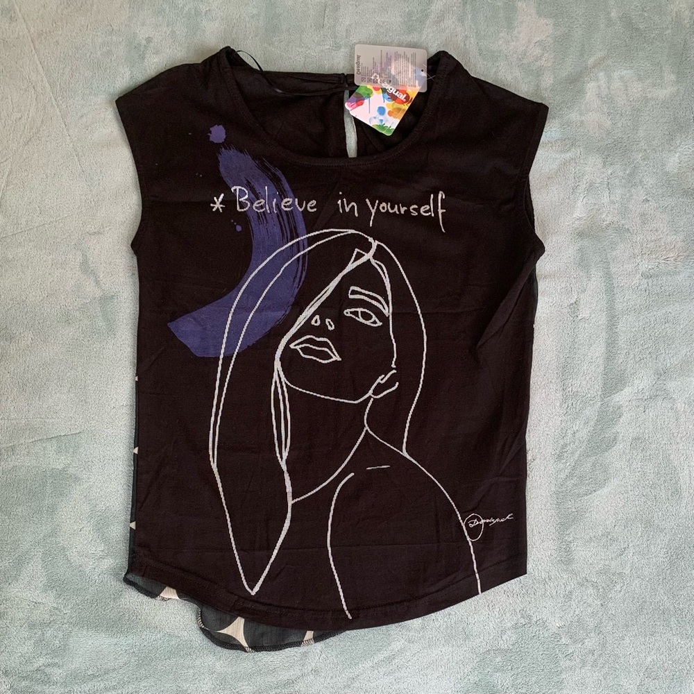 Desigual Top NWT size XS